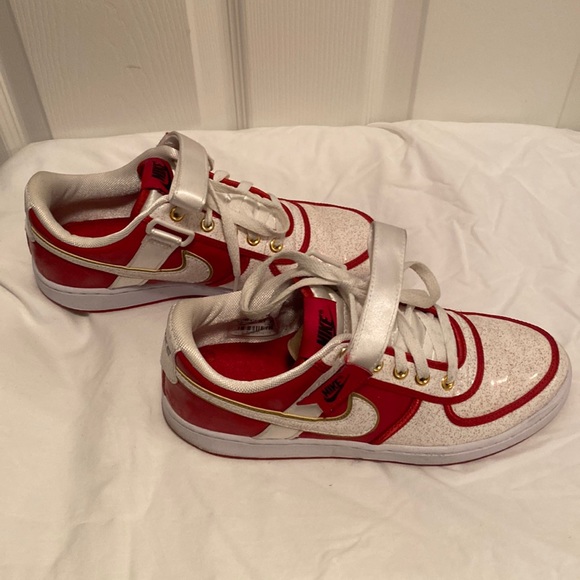 Nike Shoes - Nike Red, White & Gold Tennis Shoes…size 9